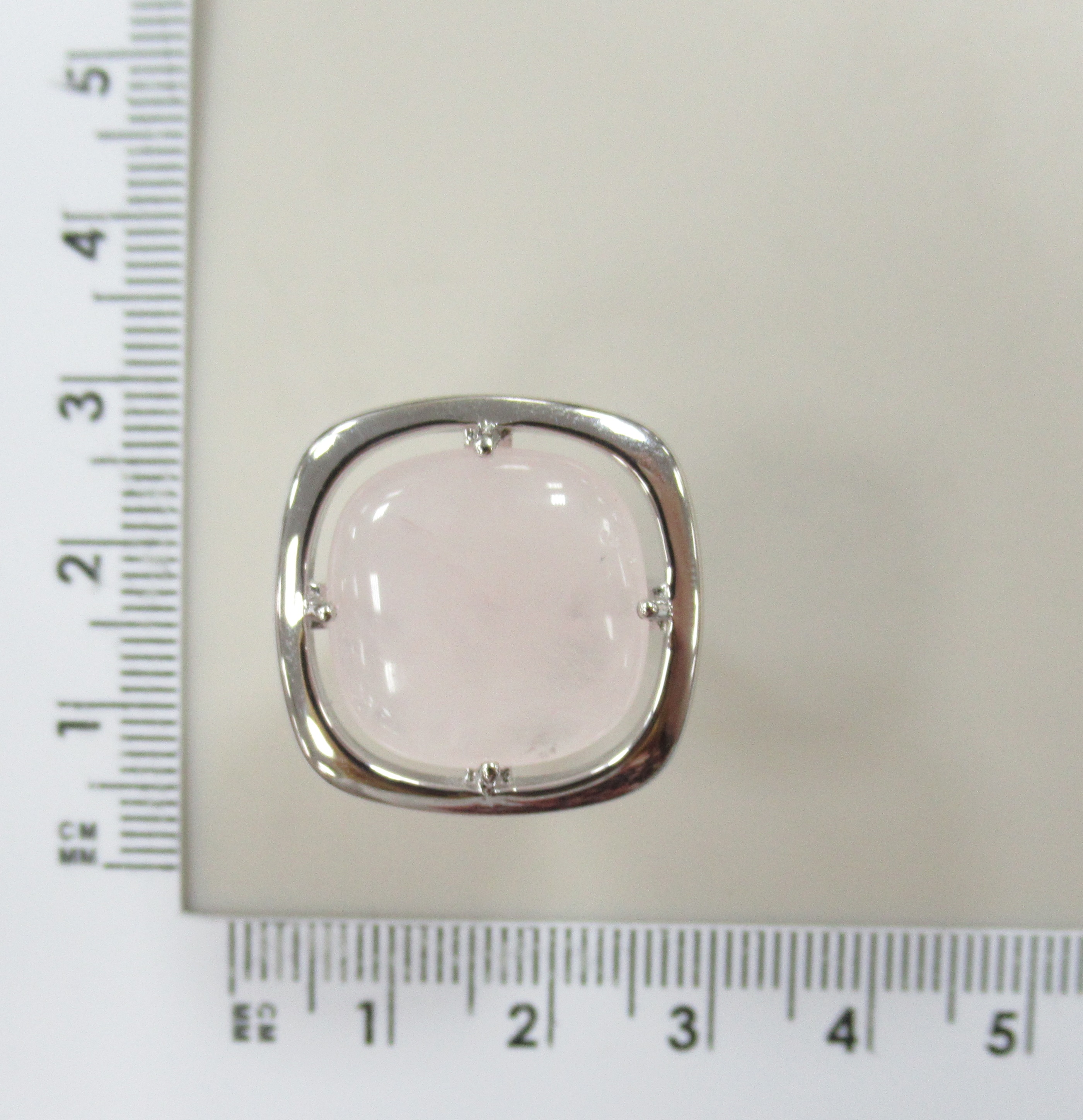 Серебряное кольцо с розовый кварц